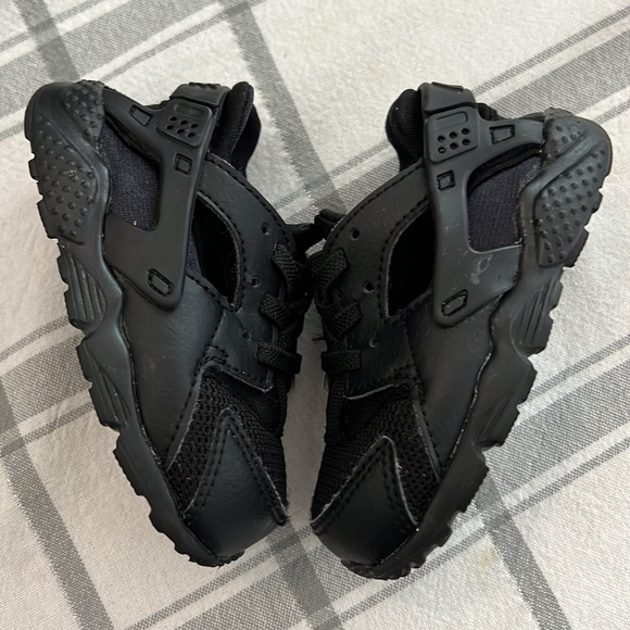 NIKE HUARCHE Run Sz 5.5 like new unisex toddler - Picture 7 of 8